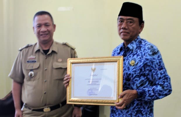 Tradisi Nyuncun Pahar Mendapatkan Sertifikat Hak Paten Warisan Budaya