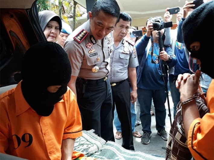 Pasutri Bunuh Pelajar SMP Karena Ingin Ambil Motornya