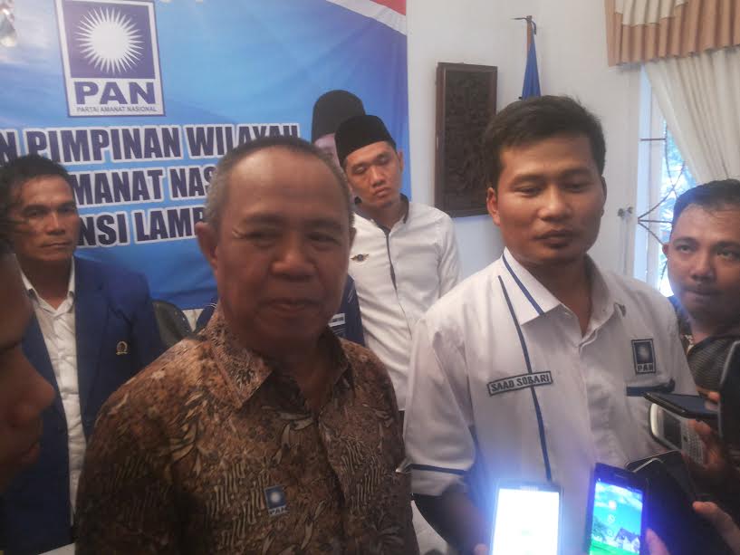 Muswil &#8220;Tandingan&#8221; PAN Lampung Pepesan Kosong
