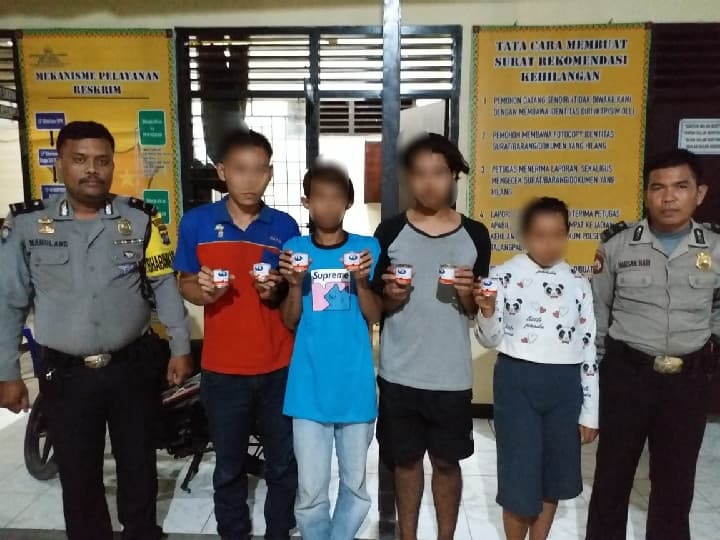 Aksi &#8216;Ngelem&#8217; Resahkan Warga, Polsek Talang Padang Amankan 3 Pria Dewasa dan Seorang Anak Perempuan Dibawah Umur