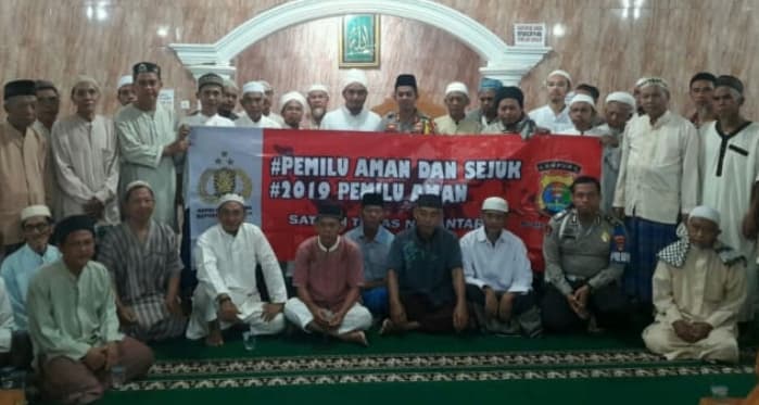 AKBP Budiman Sulaksono Imbau Warga Tanah Miring Melalui Deklarasi Pemilu Damai