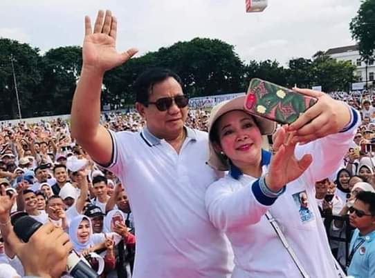 Emak Emak Dambakan Prabowo-Titiek Rujuk