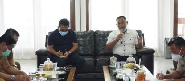 Yakinkan Warganya, Nanang Siap Jadi Yang Pertama Disuntik Vaksin Covid-19