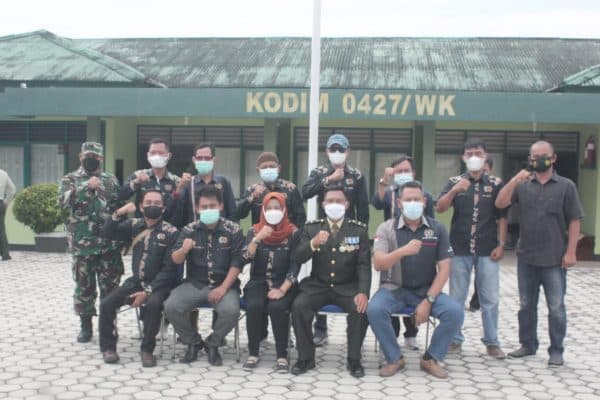 Sambangi Kodim, PWI Way Kanan Ucapkan Selamat HUT ke-76 TNI