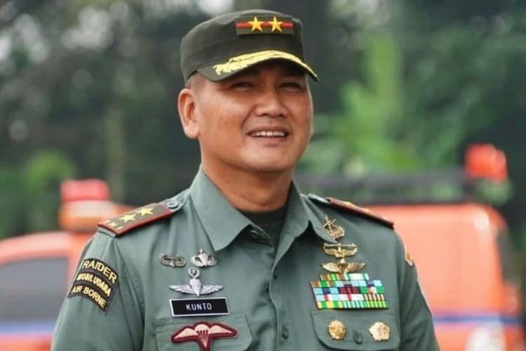 Viral Panglima Copot Letjen Kunto Dari Jabatan Tidak Sampai 24 Jam Mutasi Diralat