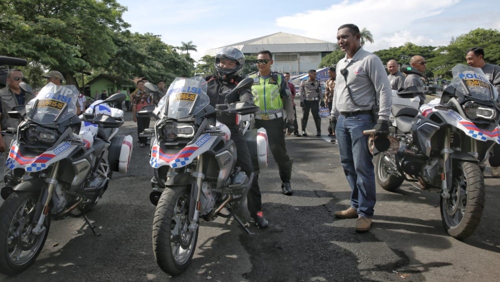 Periksa Jalan Tol Gubernur Lampung Test Drive Motor BMW R 1200 GS