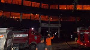 Gedung Universitas Darul Ulum Terbakar