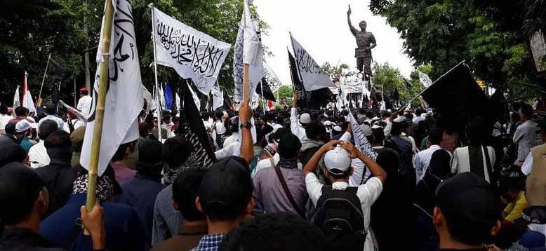 PA 212 Janji Tak Kampanye Pada Tablig Akbar di Solo