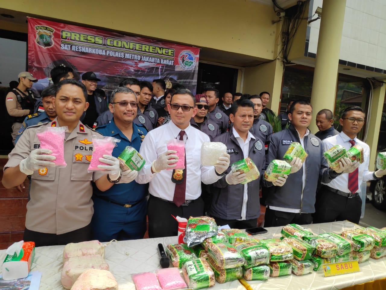 Polres Jakarta Barat Gagalkan Peredaran 44 kg Sabu dan 20 Ribu Pil Ekstasi