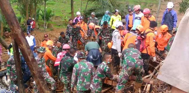 Longsor di Sukabumi, BNPB Baru Identifikasi Sembilan Orang Tewas