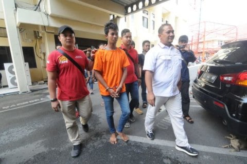 Kerap Dibully, Amat Penggal Kepala Temannya Sendiri