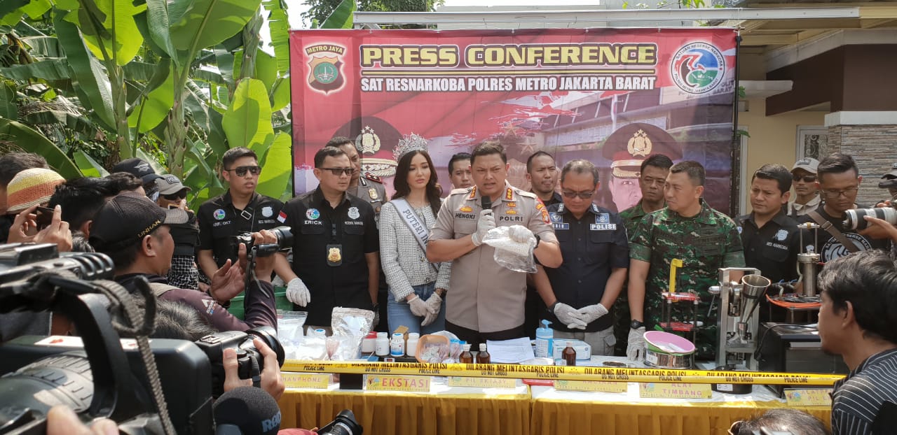 Polres Jakarta Barat &#8220;Gerebek&#8221; Rumah Pembuat Pil Ekstasi Jenis Baru