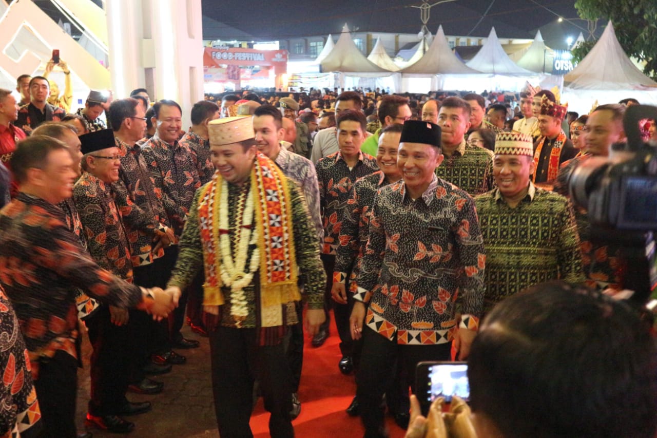 Gubernur Lampung Apresiasi Kepemimpinan Parosil &#8211; Mad Hasnurin