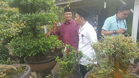Pengrajin Bonsai Lampung Timur Menaruh Harapan Pada Herman HN &#8211; Sutono