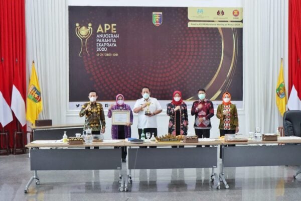 Pemprov Lampung Terima Anugerah Kesetaraan Gender Kemen PPPA
