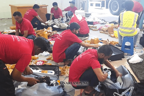 Jemaah Haji Dilarang Bawa Air Zamzam