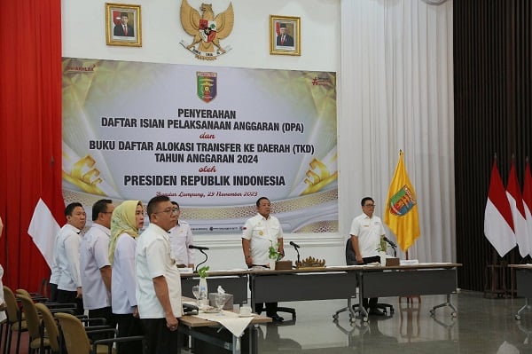 Gubernur Arinal Ikuti Penyerahan DIPA dan TKDD Tahun Anggaran 2024 secara Digitalisasi oleh Presiden Joko Widodo