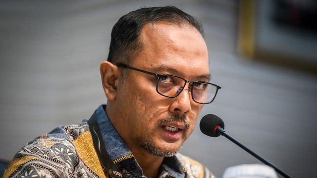 Perburuan Harus Masiku, KPK Geledah Rumah Pengacara PDIP dan Dalami Penyandang Dana Pelarian DPO