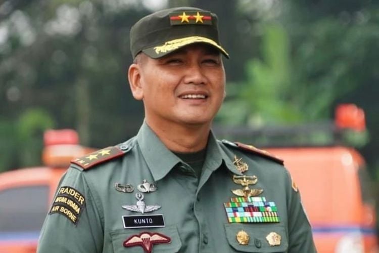 Viral Panglima Copot Letjen Kunto Dari Jabatan Tidak Sampai 24 Jam Mutasi Diralat